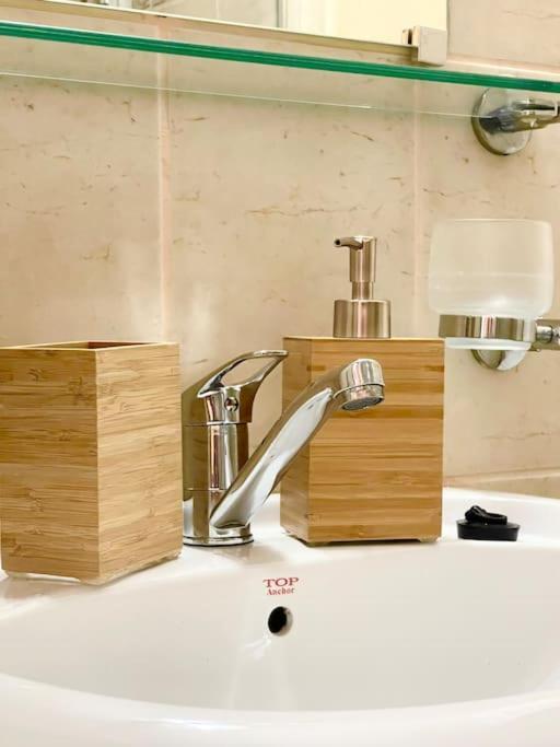 Boutique Apartment In The Bucharest City Center Екстериор снимка